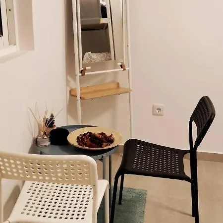 Caparica Poshtel An Luxury * Costa de Caparica